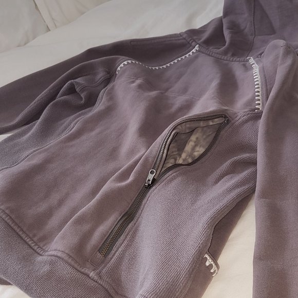 Special Edition Lululemon Zipup - Picture 8 of 11